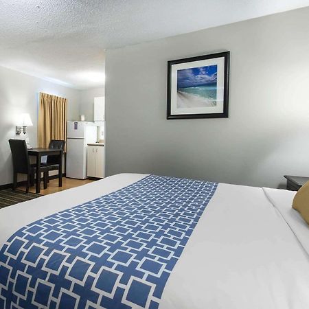 Suburban Extended Stay Hotel Naval Base Area Warrington Exteriér fotografie