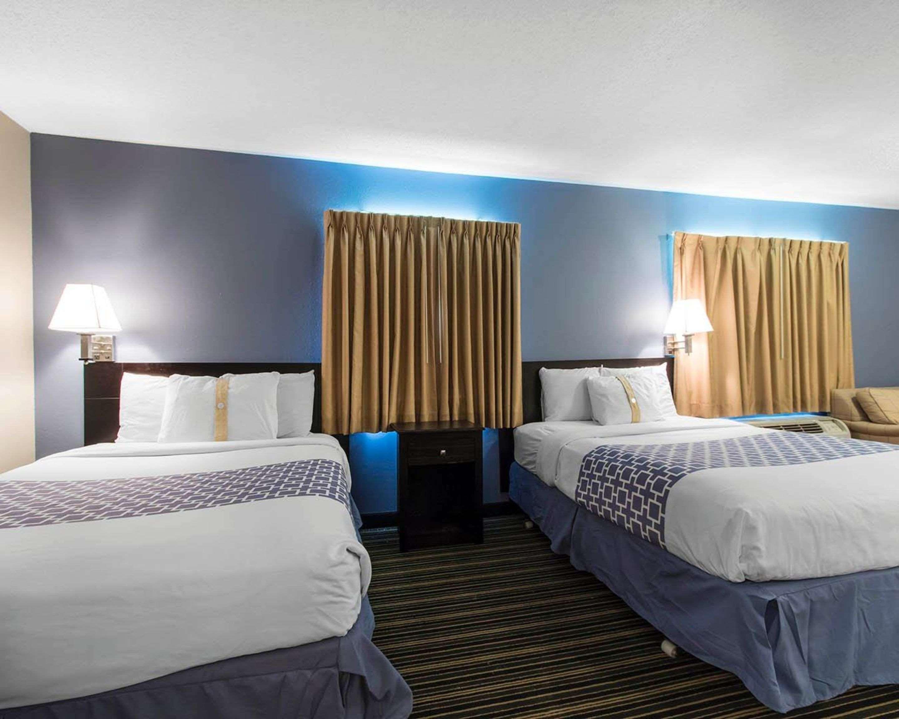Suburban Extended Stay Hotel Naval Base Area Warrington Exteriér fotografie