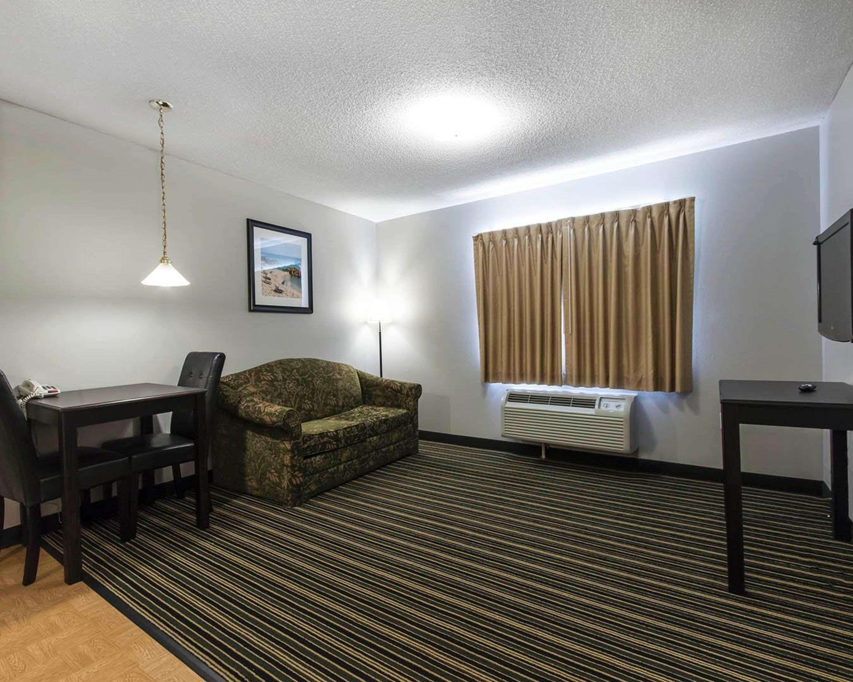 Suburban Extended Stay Hotel Naval Base Area Warrington Exteriér fotografie