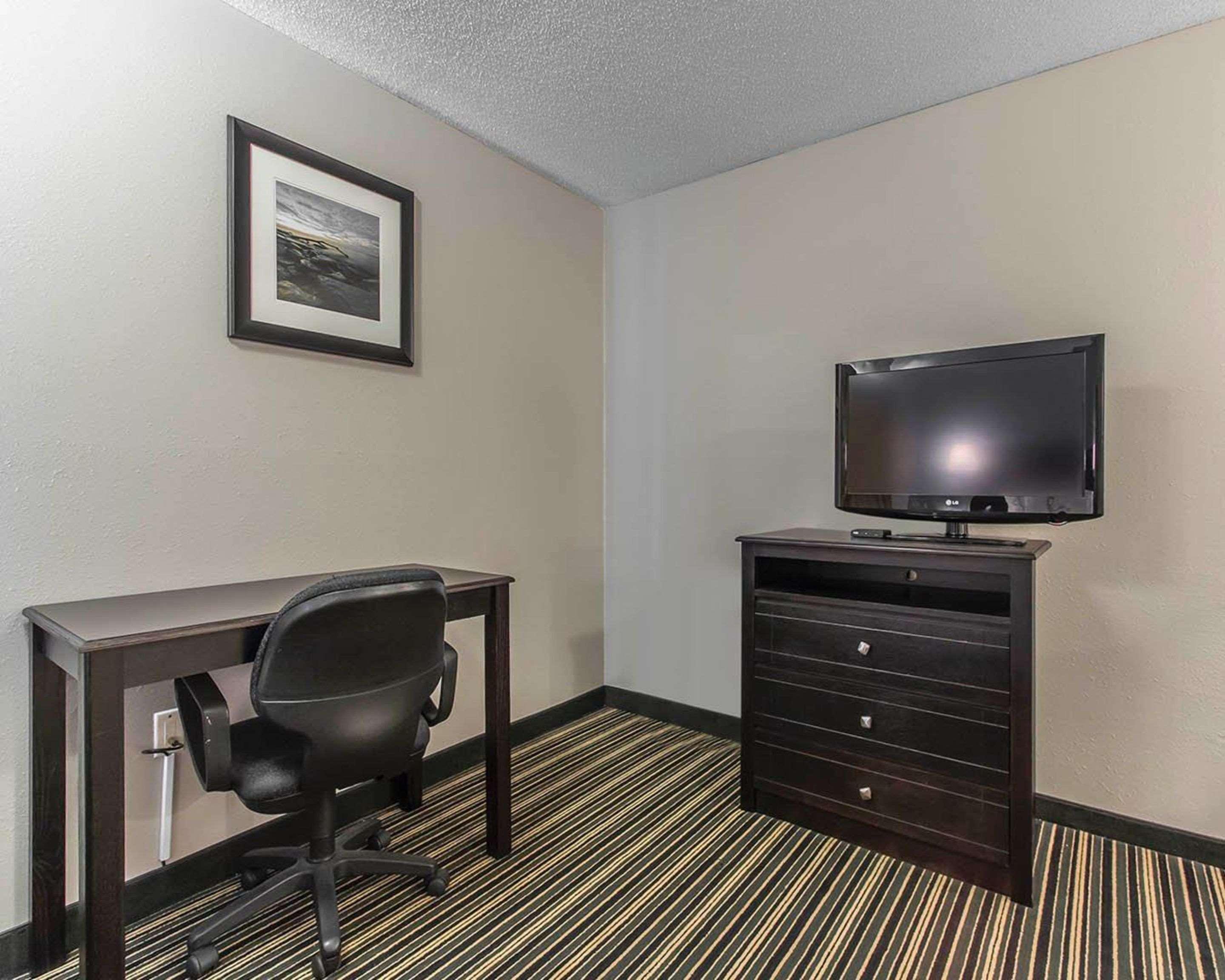 Suburban Extended Stay Hotel Naval Base Area Warrington Exteriér fotografie