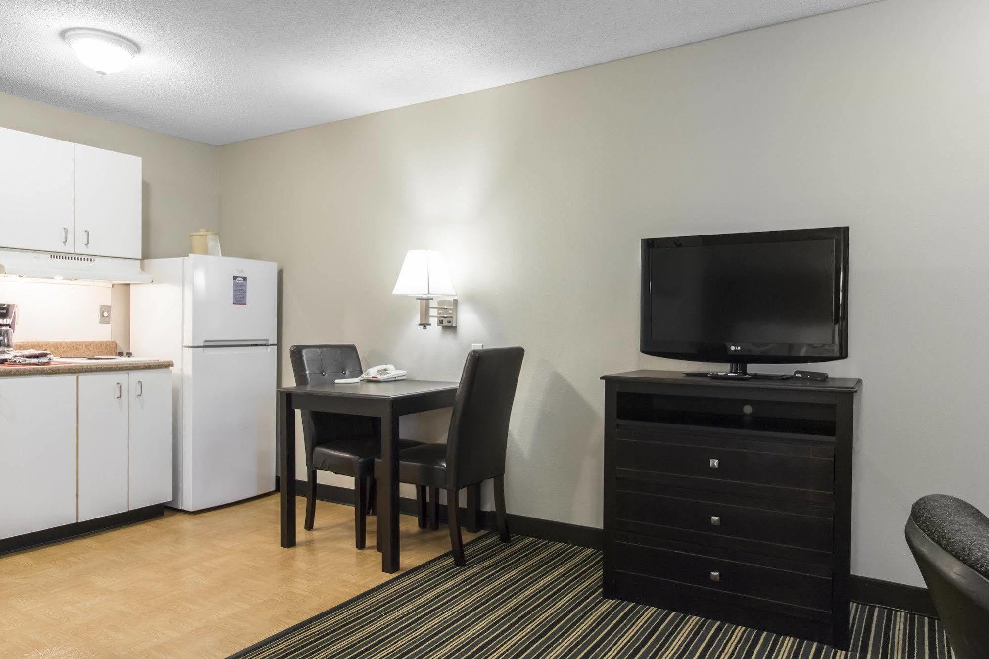 Suburban Extended Stay Hotel Naval Base Area Warrington Exteriér fotografie